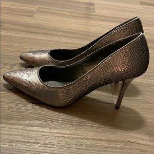 Geacelynn Hematite Sequin Heels